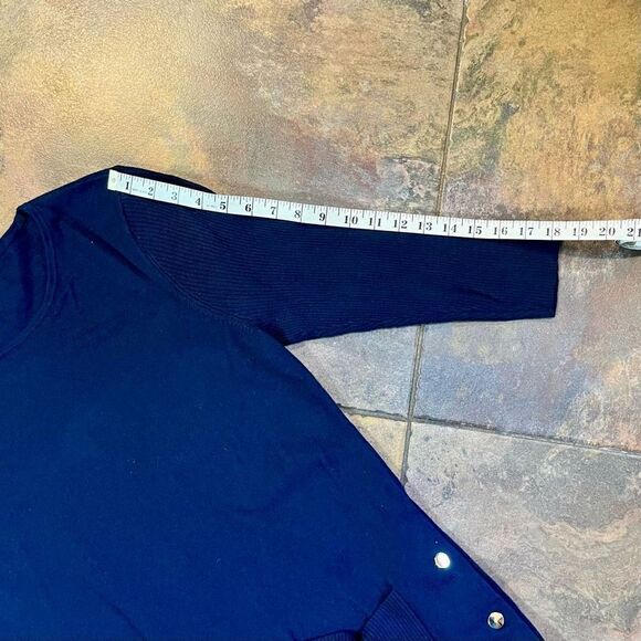 Chico’s Blue Tunic Sweater Pocket Button Detail Size 10 - Picture 6 of 9